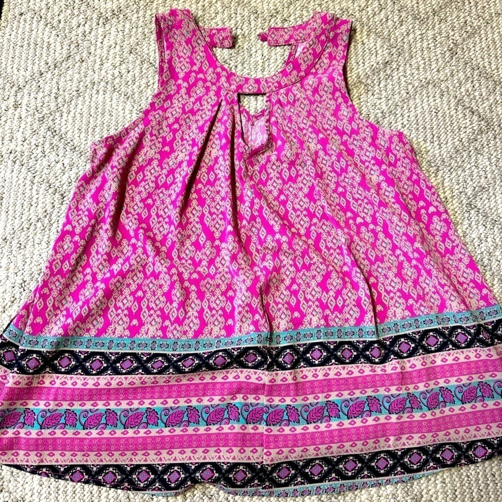 Boho sleeveless top size small